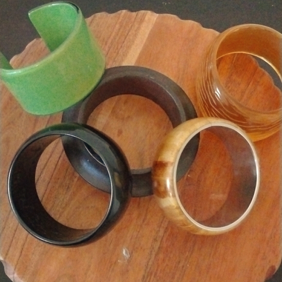 Accessory Bundle - Picture 2 of 4